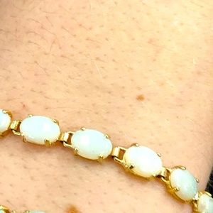 14 kt natural opal bracelet   October gem